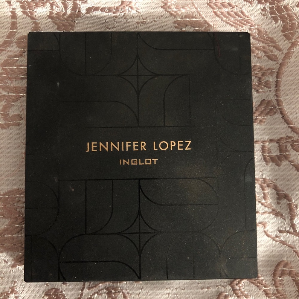 Inglot Jennifer Lopez Palette